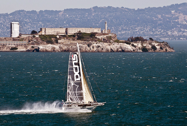 l'Hydroptere on SF Bay