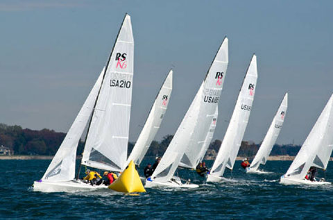 K6 fleet at a windward mark